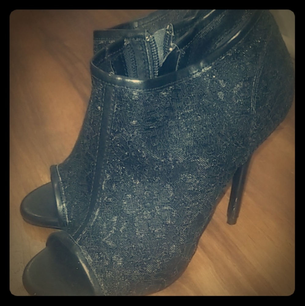 High heels. NWOT